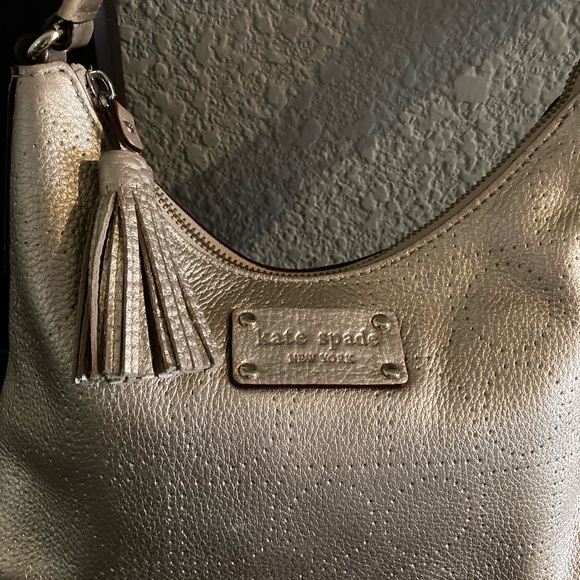 Kate Spade Vintage Mini Gold Bag. Excellent Condition - Picture 14 of 16